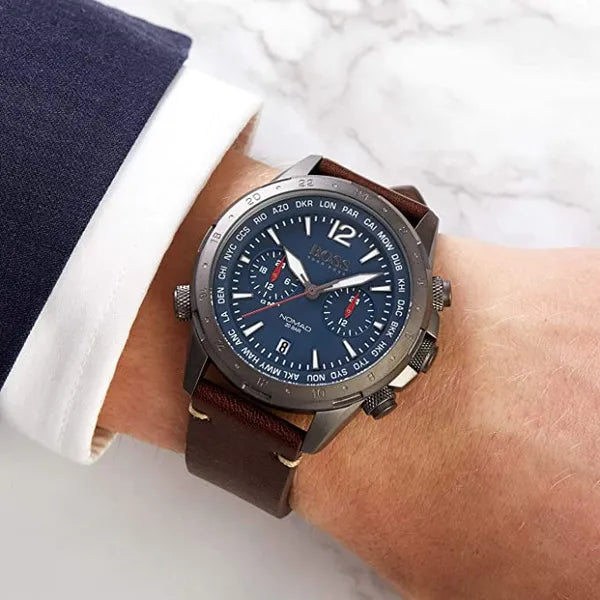 Hugo Boss Nomad 1513773 férfi kvarc karóra, bőr szíj, WR200, 48 mm, kék számlap