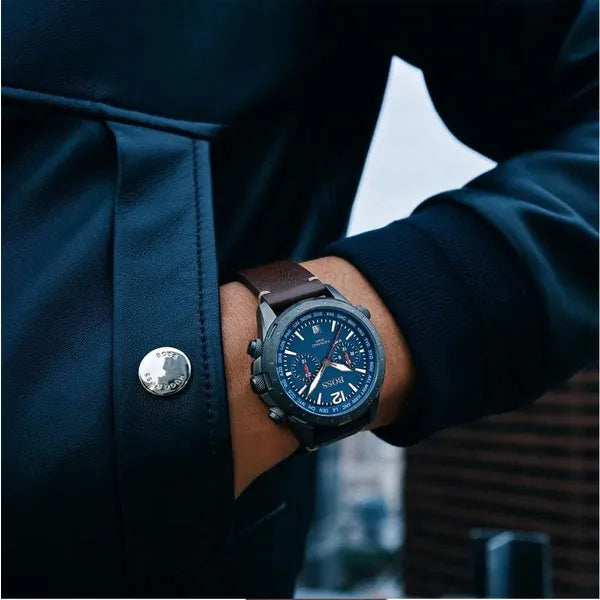 Hugo Boss Nomad 1513773 férfi kvarc karóra, bőr szíj, WR200, 48 mm, kék számlap