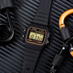 Casio F-91WG-9QDF férfi digitális kvarc karóra, WR100, műanyag szíj, doboz