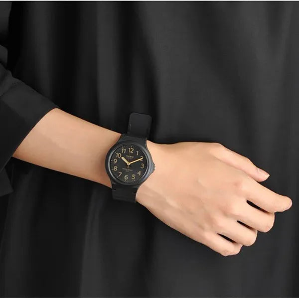 Casio MW-240-1B2 férfi karóra, fekete, WR50, kvarc, 44 mm