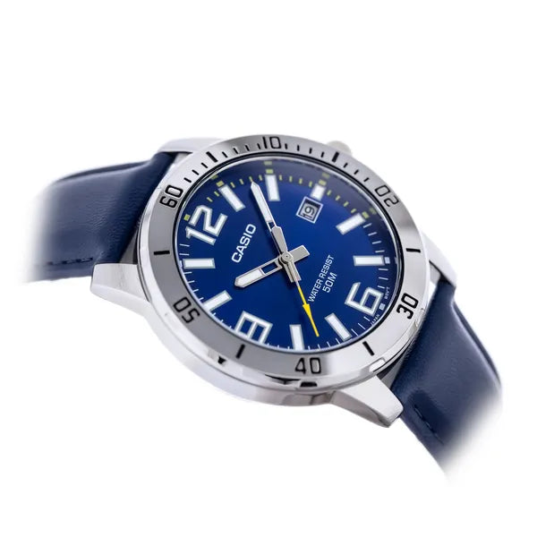 Casio MTP-VD01L-2BV férfi karóra, kék számlap, bőrszíj, WR50, dátum, 45 mm