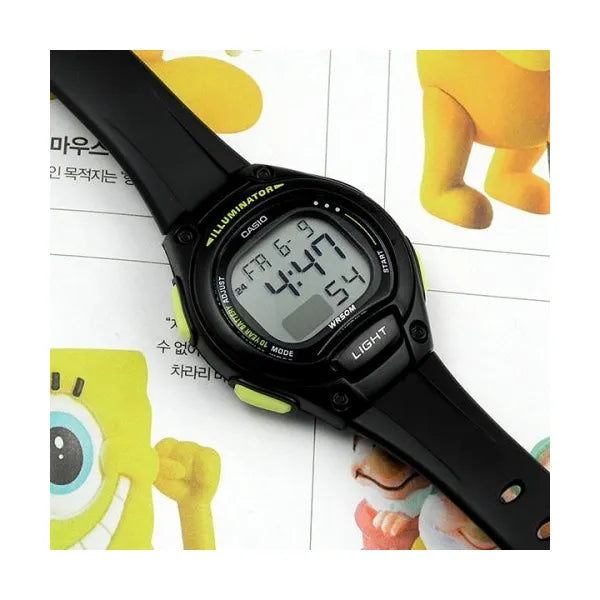 Casio LW-203-1BV női digitális óra, fekete, WR50, 34 mm