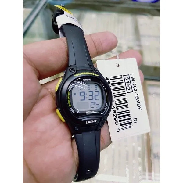 Casio LW-203-1BV női digitális óra, fekete, WR50, 34 mm