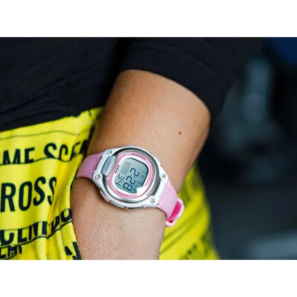 Casio LW-203-4A női digitális karóra, rózsaszín, WR50, 34 mm