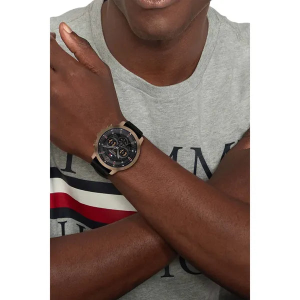 Tommy Hilfiger Luca férfi karóra 1710491, 5 ATM, szilikon szíj, fekete számlap