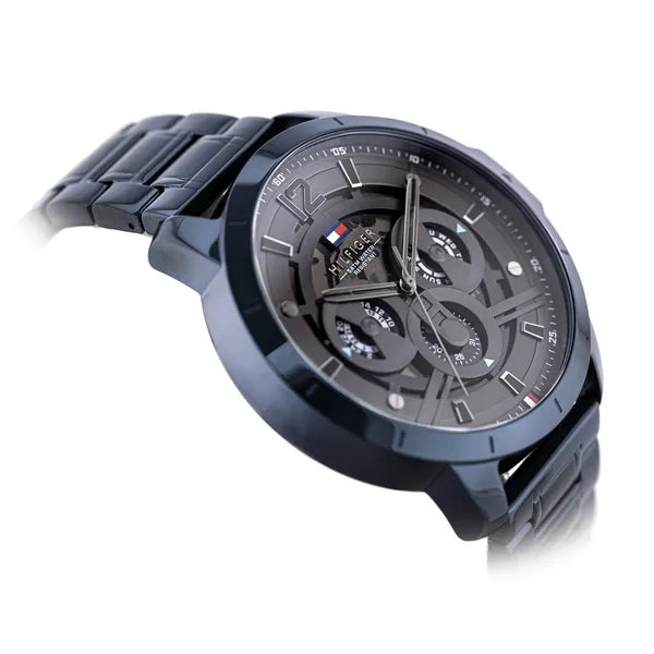 Tommy Hilfiger Luca 1710493 férfi kvarc karóra, kék acél szíj, 5 ATM
