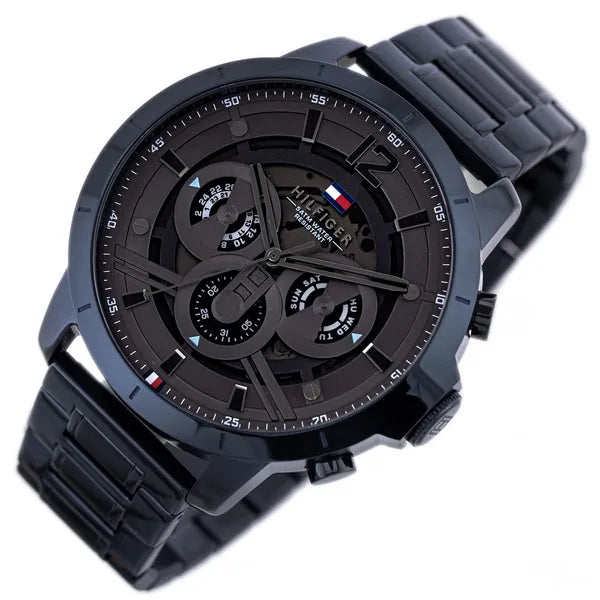 Tommy Hilfiger Luca 1710493 férfi kvarc karóra, kék acél szíj, 5 ATM