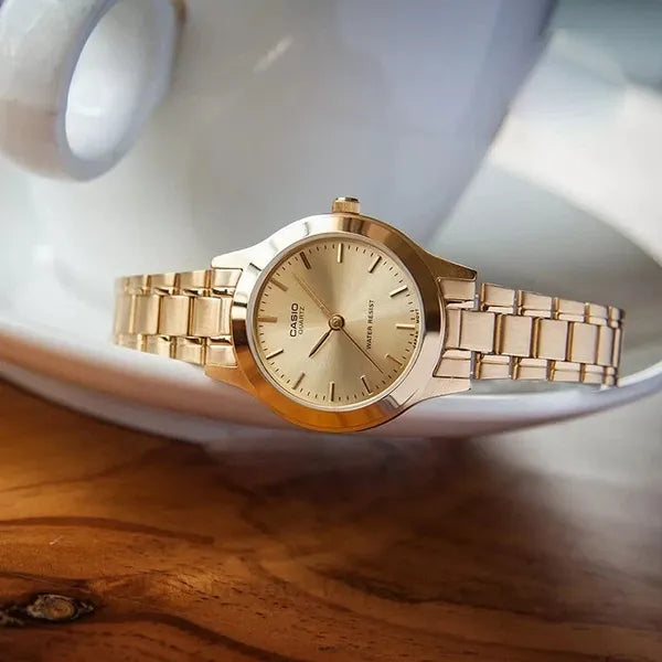 Casio LTP-1128N-9A női karóra, aranyszínű, acél szíj, WR30, dobozzal