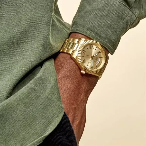 Guess férfi karóra arany acél szíjjal, 42 mm, kvarc, WR30 GW0265G2