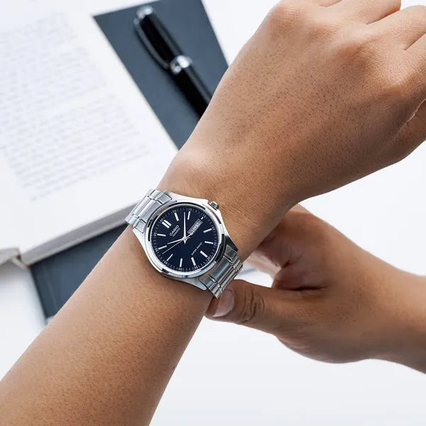 Casio férfi karóra MTP-1239D-1A, fekete számlap, acél szíj, WR30