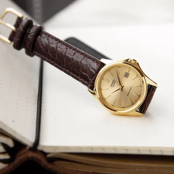 Casio LTP-1183Q-9A női karóra, arany tok 38 mm, barna bőrszíj, dátum