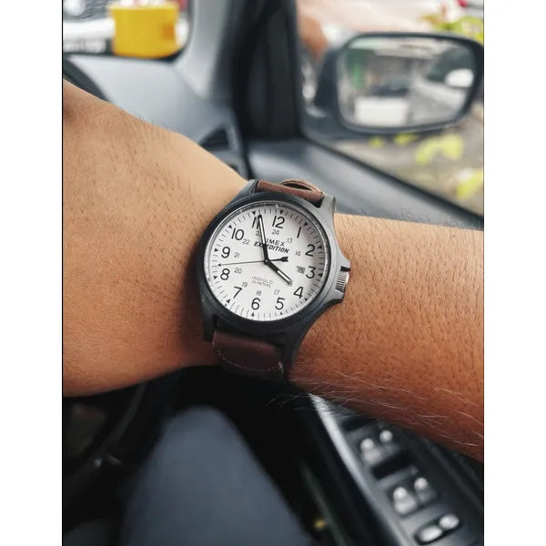 Férfi Timex Expedition karóra TW4B08200, 40 mm, bőr szíj, WR50, dobozzal