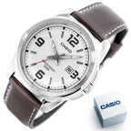 Casio MTP-1314L-7AVEF férfi karóra, fehér számlap, barna bőrszíj, WR50