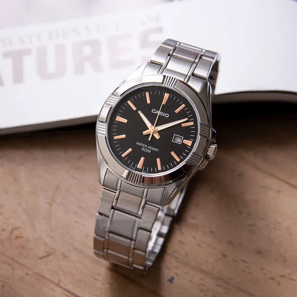 Casio MTP-1308D-1A2 férfi karóra, rozsdamentes acél szíj, fekete számlap, WR50