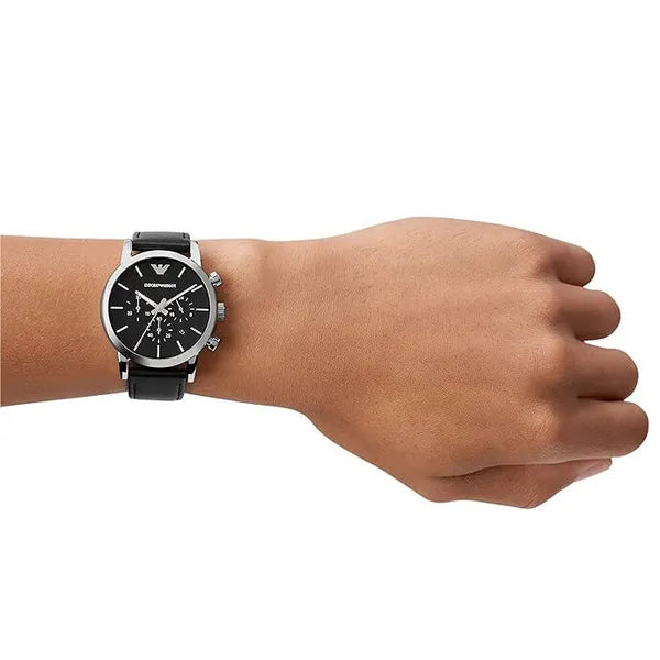 Emporio Armani AR1733 férfi karóra, fekete bőr szíj, 41 mm, WR50