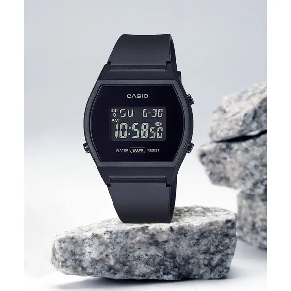 Casio Vintage LW-204-1B női digitális karóra, fekete, WR30, kvarc