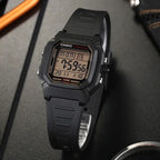 Casio W-800HG-9AVDF férfi digitális óra, WR100, fekete, 10 év elem, LED