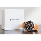 Lorus R3A61AX9 férfi karóra, fekete számlap, barna szíj, WR50, dobozzal