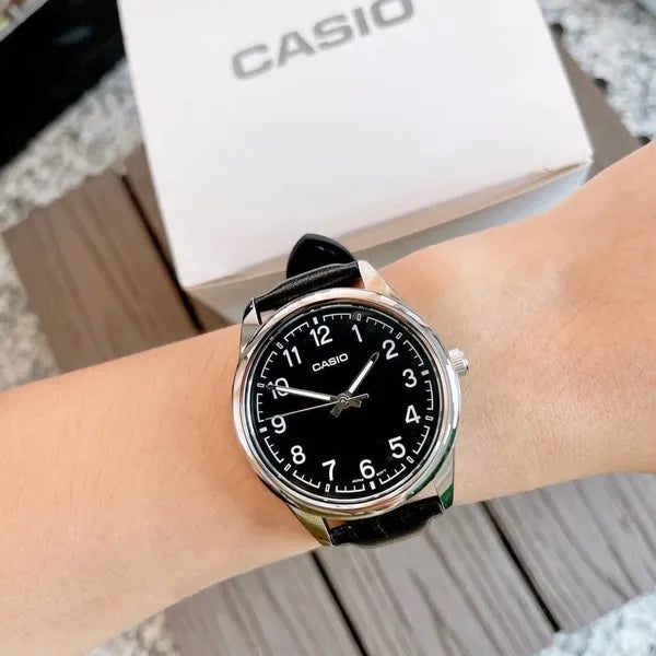 Casio férfi karóra MTP-V005L-1B4, fekete bőrszíj, 40 mm, WR30