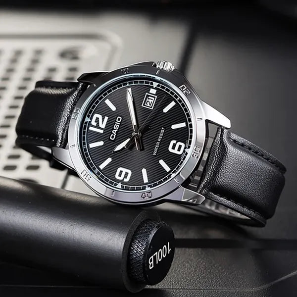 Casio MTP-V004L-1B férfi karóra, fekete bőrszíj, fekete számlap, WR30