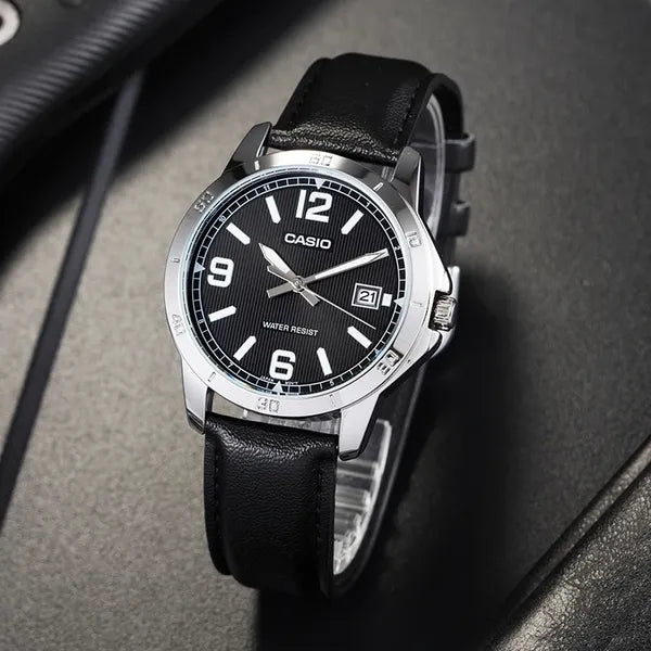 Casio MTP-V004L-1B férfi karóra, fekete bőrszíj, fekete számlap, WR30