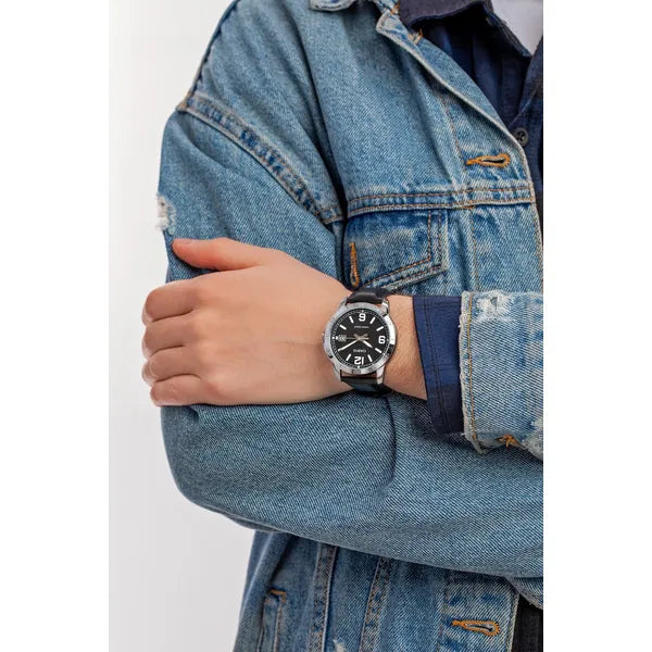 Casio MTP-V004L-1B férfi karóra, fekete bőrszíj, fekete számlap, WR30
