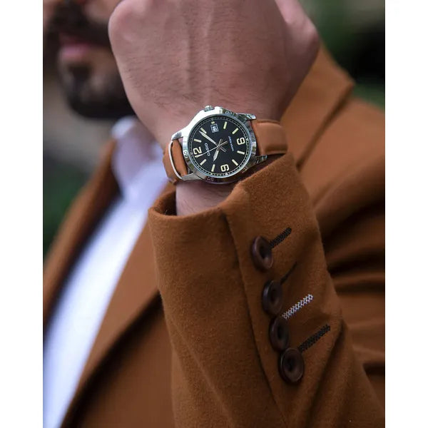 Casio MTP-V004L-1B2 férfi karóra, fekete számlap, barna bőrszíj, dátum, WR30