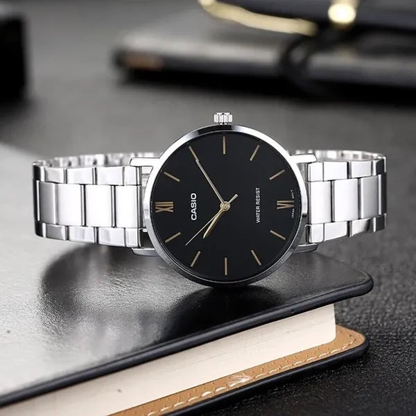 Casio női karóra LTP-VT01D-1B, ezüst acél szíj, fekete számlap, 40 mm, kvarc