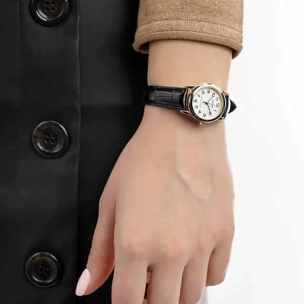 Casio LTP-V001GL-7B női karóra, arany tok, fekete bőr szíj, WR30, 24 mm