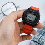 Casio W-218H-4B férfi digitális karóra, piros műanyag szíj, WR50, fekete tok