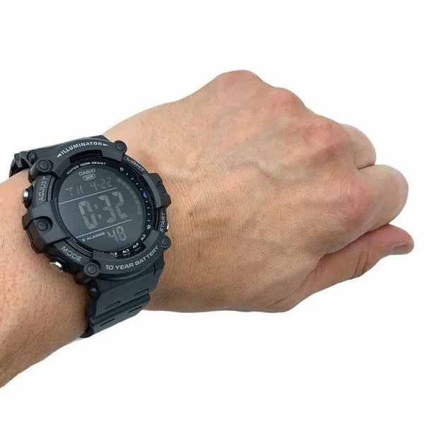 Casio AE-1500WH-8B férfi sport digitális karóra, Illuminator, WR100, grafit