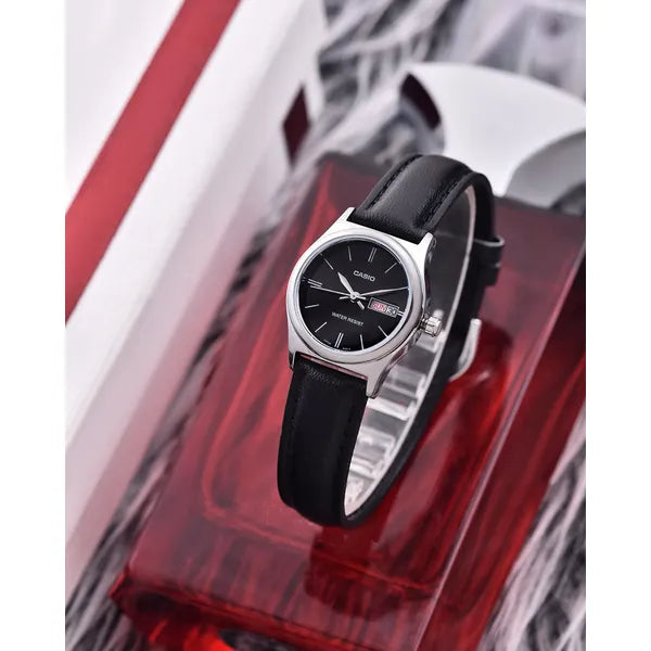 Casio LTP-V006L-1B2 női karóra, fekete bőr szíj, dátum, WR30, 25 mm