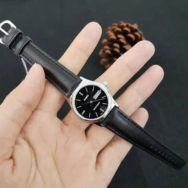 Casio LTP-V006L-1B2 női karóra, fekete bőr szíj, dátum, WR30, 25 mm