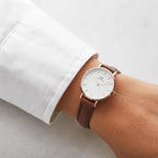 Daniel Wellington DW00100175 női karóra, 32 mm, barna bőr, fehér számlap