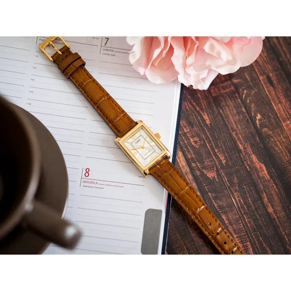 Casio LTP-1234GL-7AEG női kvarc karóra, arany téglalap tok, barna bőrszíj