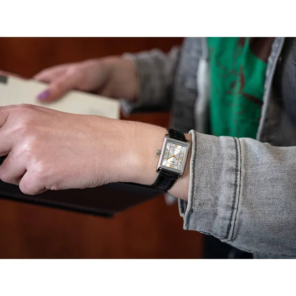 Casio LTP-1234PL-7A2EF női kvarc karóra, szögletes, ezüst, fekete bőrszíj, WR30