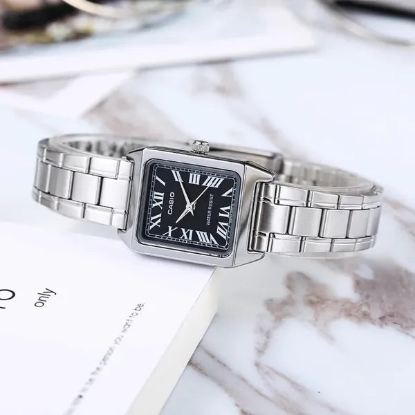 Casio LTP-V007D-1B női karóra, téglalap, fekete számlap, acél szíj