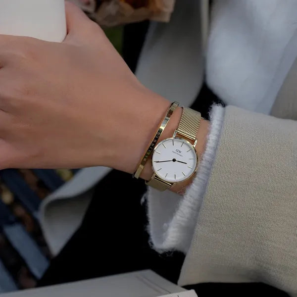 Daniel Wellington női óra DW00100350 Petite Evergold 28 mm, arany, fehér számlap