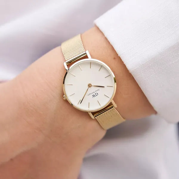 Daniel Wellington női óra DW00100350 Petite Evergold 28 mm, arany, fehér számlap