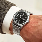 Casio MTP-V006D-1B férfi karóra, fekete számlap, acél szíj, 38 mm, WR30