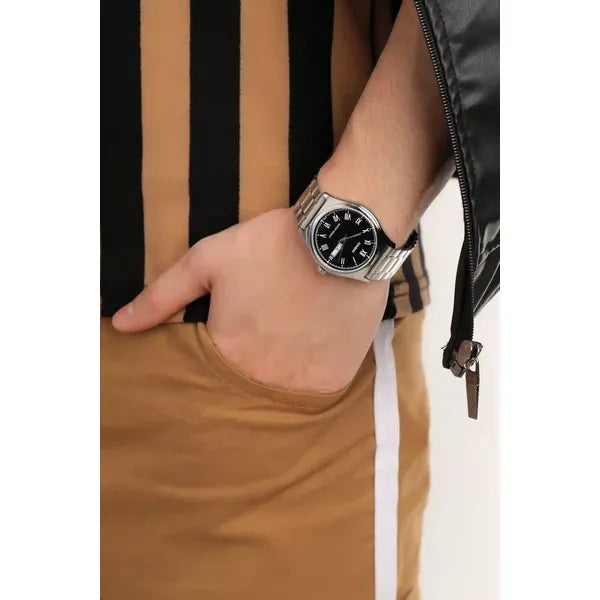 Casio MTP-V006D-1B férfi karóra, fekete számlap, acél szíj, 38 mm, WR30