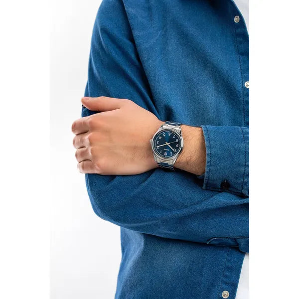 Casio férfi karóra, nemesacél szíj, kék számlap, 40 mm, quartz, WR30