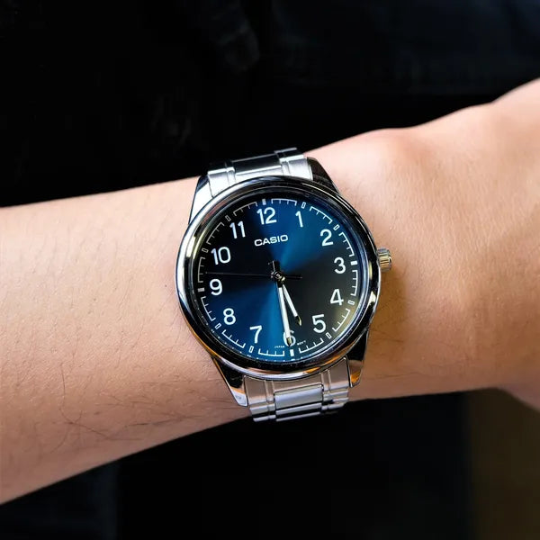 Casio férfi karóra, nemesacél szíj, kék számlap, 40 mm, quartz, WR30