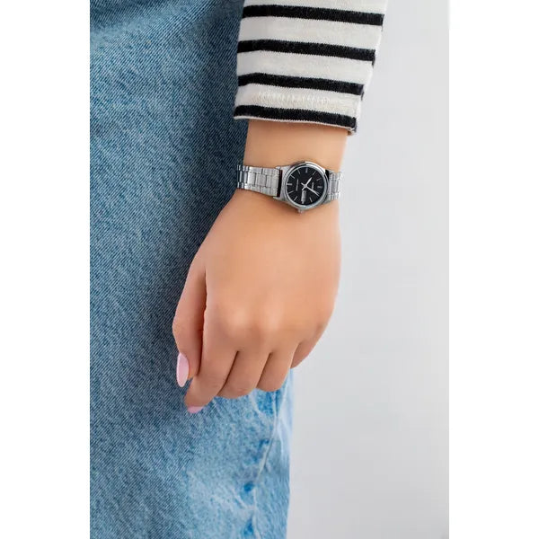 Casio LTP-V006D-1B2 női karóra, rozsdamentes acél, fekete számlap, dátum, WR30