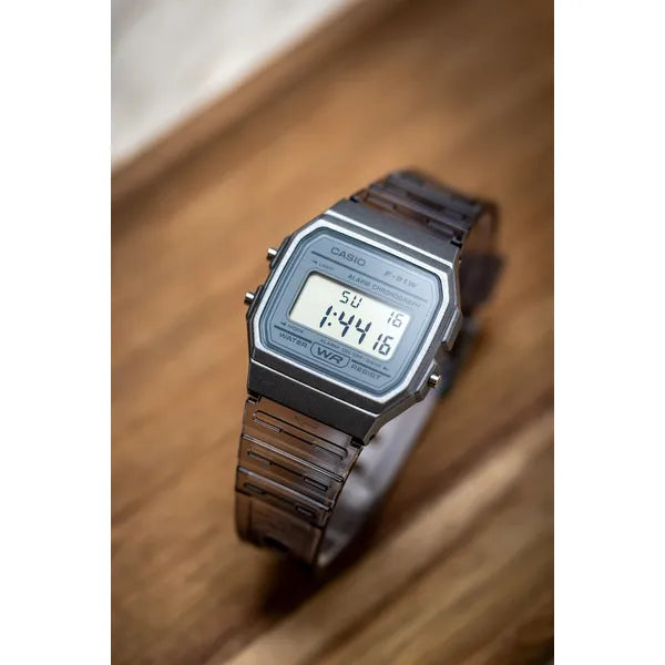 Casio F-91WS-8DF uniszex digitális karóra, átlátszó szürke, WR30