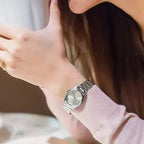 Casio LTP-1183A-7A női karóra, 28 mm, ezüst, nemesacél, kvarc, dátum, WR50