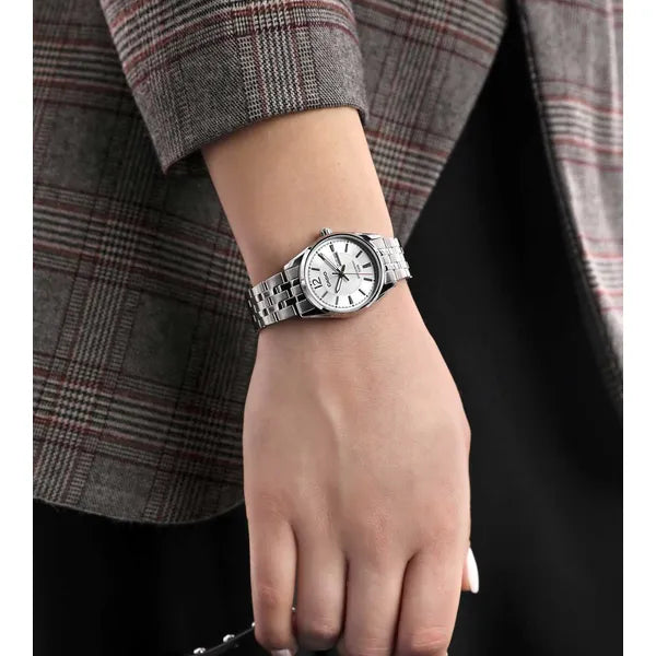 Casio LTP-1335D-7A női karóra, ezüst számlap, acél szíj, WR50, dátum, díszdoboz
