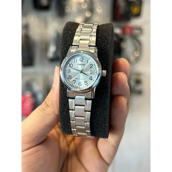 Casio női karóra LTP-V002D-2B, ezüst acél szíj, türkiz számlap, dátum