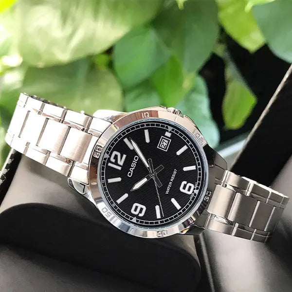 Casio LTP-V004D-1B2 női óra, rozsdamentes acél, fekete, dátum, WR30, 35 mm