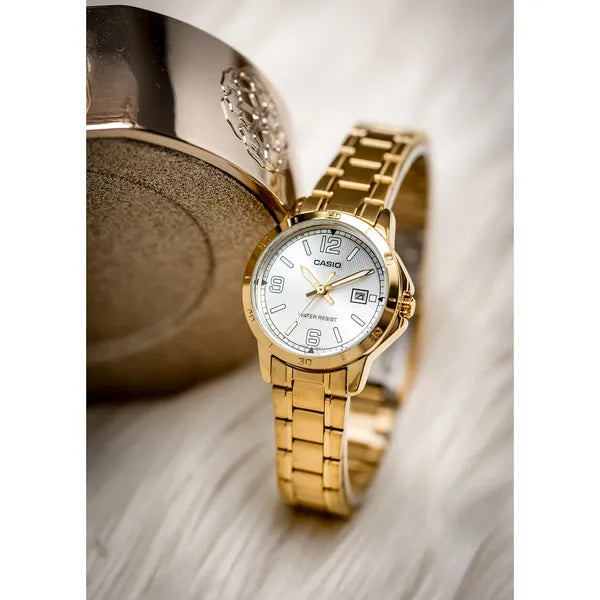 Casio LTP-V004G-7B2 női karóra, arany acél karkötő, ezüst számlap, dátum